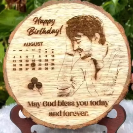Personalized Wood Slice Calendar & Portrait ? Custom Birthday Milestone Plaque